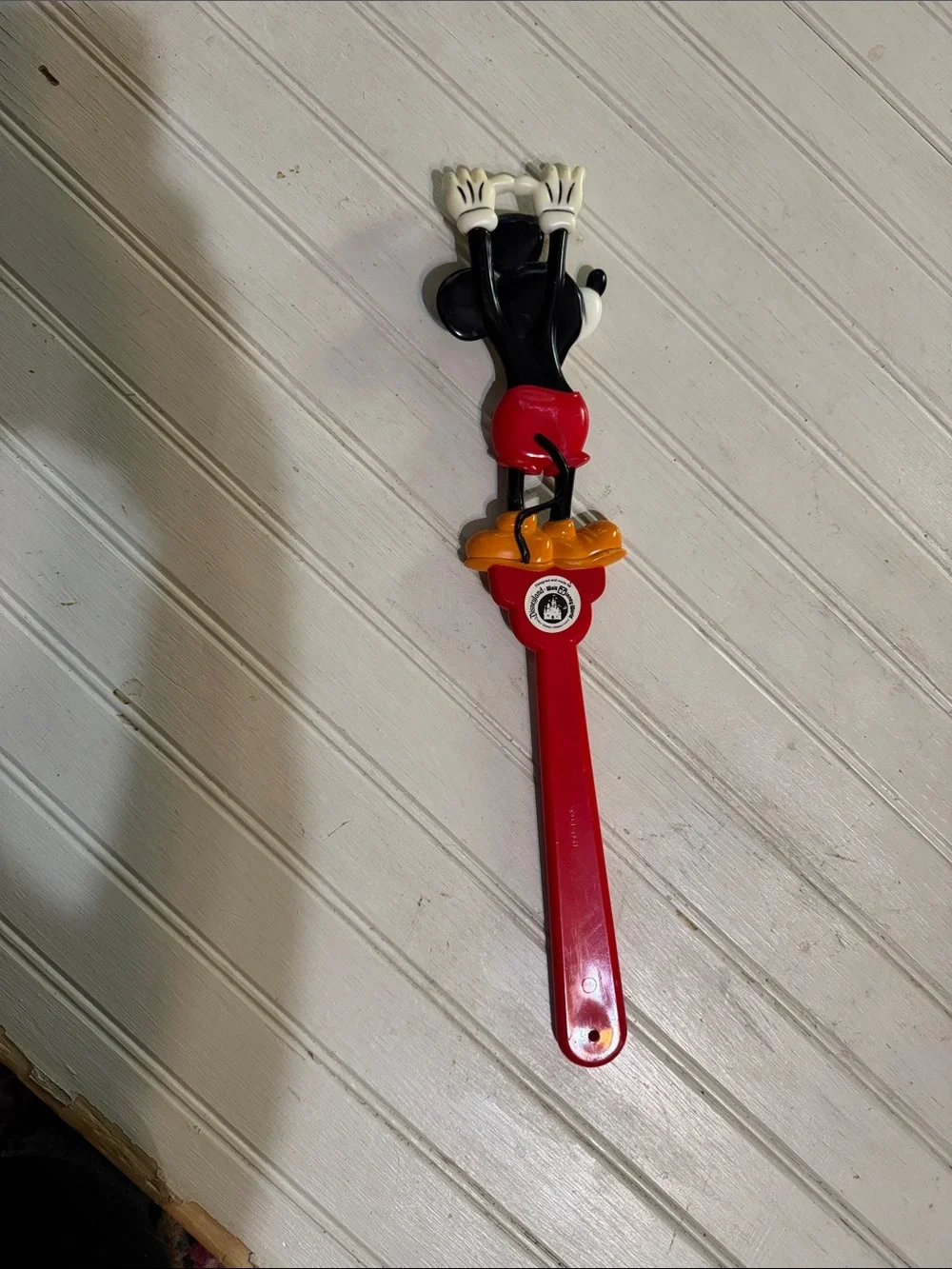 Disney: Mickey Mouse back scratcher